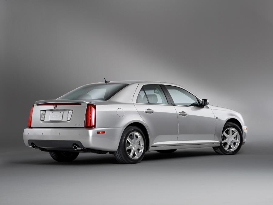  Cadillac STS 2005 года  (фото 16 из 95)